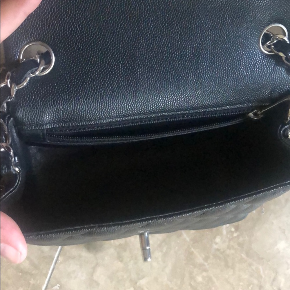 Authentic CHANEL mini square - Picture 6 of 11